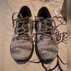 Women's Brooks Ghost 15 size 10.5
